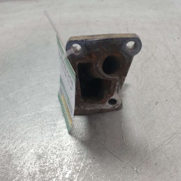 Supporto alloggio termostato acqua Toyota Hilux 2.4 TD