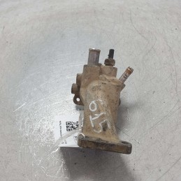 Supporto alloggio termostato acqua Toyota Hilux 2.4 TD