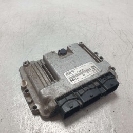 4M51-12A650-YE CENTRALINA MOTORE FORD FOCUS MK3 1.6 DIESEL BOSCH 0281011701 7AME USATA