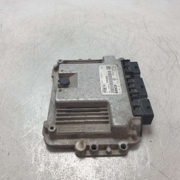 4M51-12A650-YE CENTRALINA MOTORE FORD FOCUS MK3 1.6 DIESEL BOSCH 0281011701 7AME USATA