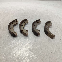 GANASCE FRENO POSTERIORI X4 RENAULT R4 R5 R6 BENDIX CITROEN AX LN VISA C15 PEUGEOT 104 TALBOT SIMCA SAMBA EBK7003
