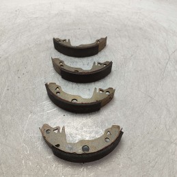GANASCE FRENO POSTERIORI X4 RENAULT R4 R5 R6 BENDIX CITROEN AX LN VISA C15 PEUGEOT 104 TALBOT SIMCA SAMBA EBK7003