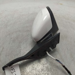 232673078 specchietto retrovisore laterale Peugeot 208 1.6 55kw BH02 2019 anteriore destro DX bianco con graffi elettrico 6+5pin