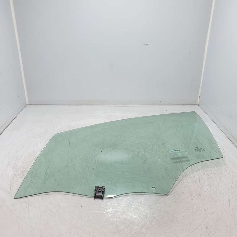 43R-000464 vetro scendente Peugeot 208 1.6 55kw BH02 2019 anteriore sinistro SX