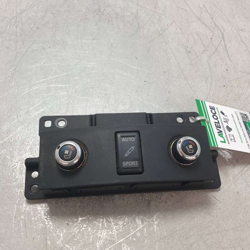 Interruttori pulsanti riscaldamento clima a/c sedili Infiniti FX30D 3.0D V9X 2011 automatico 4x4