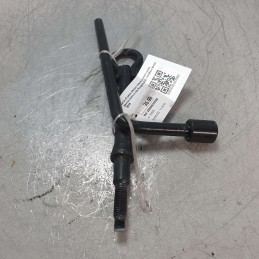 Serie x2 pezzi attrezzi chiave bulloni ruote gancio traino a vite Peugeot 208 1.6 55kw BH02 2019