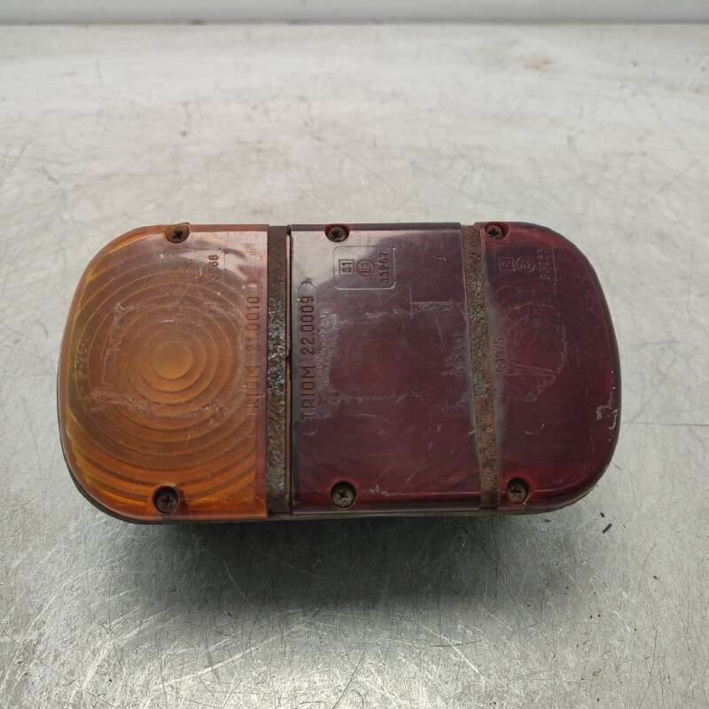 220009 Triom faro fanale gruppo ottico stop OM 682N2 690N1 690 T2 posteriore sinistro SX autocarro