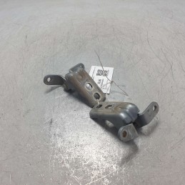 Cerniere portiera anteriori sinistra SX  Opel Astra J 1.4 B 16V 74 KW A14XER 2011