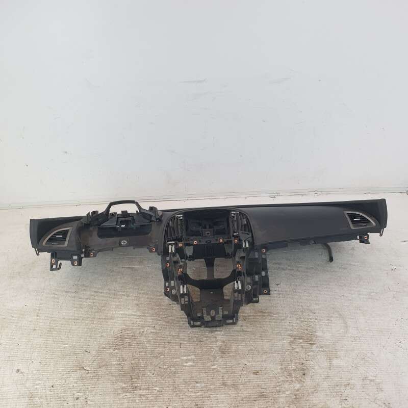 Cruscotto pannello interno Opel Astra J 1.4 B 16V 74 KW A14XER 2011