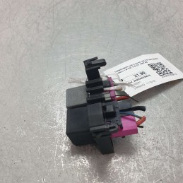 1C0941391A relè e porta relè VW New Beetle cabrio 1.9 TDI 115 CV 1997-05