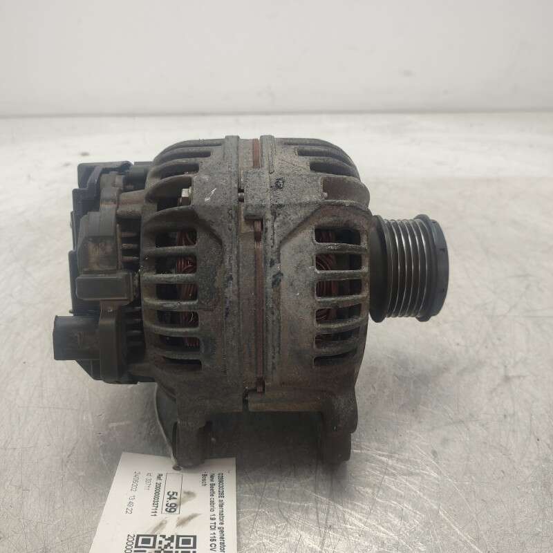 028903028E alternatore generatore elettrico VW New Beetle cabrio 1.9 TDI 115 CV 1997-05 120A Bosch