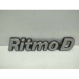 LOGO FREGIO SCRITTA FIAT...