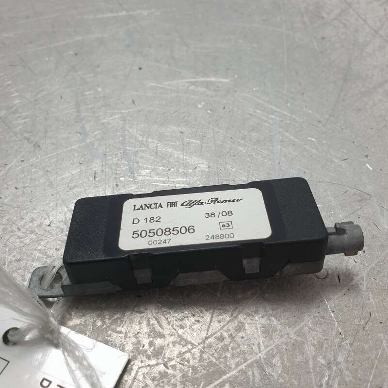 50508506 centralina amplificatore antenna Alfa Romeo Mito 955 1.6 JTDM 85KW 120CV 2009 D182