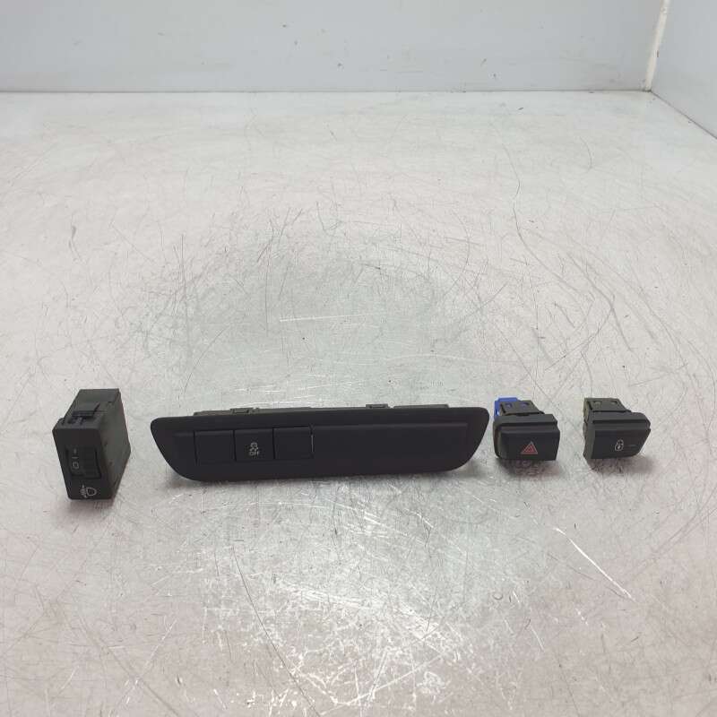 9677059077 Interruttori pulsanti 4xpz Peugeot 208 1.4d 50kw 8H01 2014 96384422xt 96750916zd 96750883zd