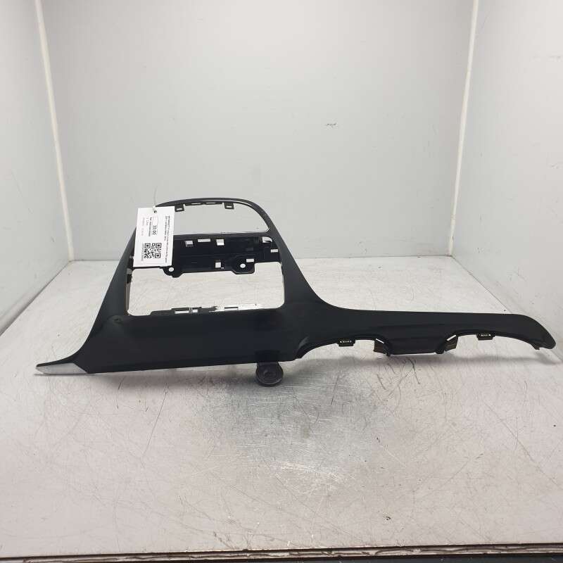 9673830077 Finitura cruscotto plancia Peugeot 208 1.4d 50kw 8H01 2014