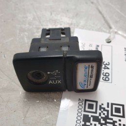 156098996 connettore interfaccia ingresso AUX USB blue&me Alfa Romeo Mito 955 1.3 MJT 95CV 2012-18