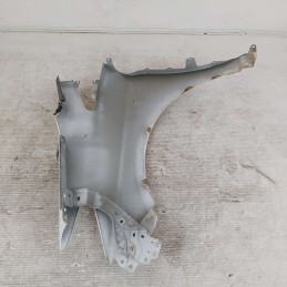Parafango fianchetto ant dx Toyota Prius XW30 Ibrid 1.8 HSD 73 KW 99 CV 2009-15 imperfezione