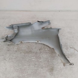 Parafango fianchetto ant dx Toyota Prius XW30 Ibrid 1.8 HSD 73 KW 99 CV 2009-15 imperfezione