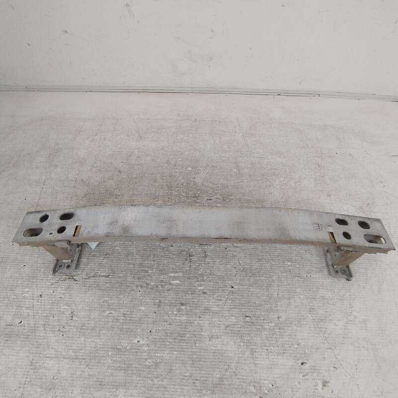 Traversa rinforzo paraurti anteriore Toyota Prius XW30 Ibrid 1.8 HSD 73 KW 99 CV 2009-15