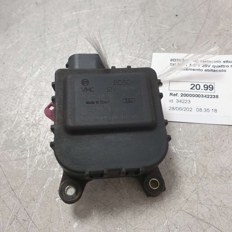 8D2820511C motorino attuatore stufa Audi TT 8N MK1 1.8 T 20V quattro roadster 225CV 2003 riscaldamento abitacolo