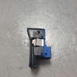 156040104 pulsanti interruttori ASR apertura aletta carburante Alfa Romeo GT 2006