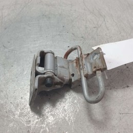 Cerniera portiera anteriore...
