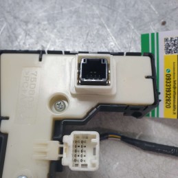 75D8081 Interruttori pulsanti luci emergenza Toyota Prius XW30 Ibrid 1.8 HSD 73 KW 99 CV 2009-15