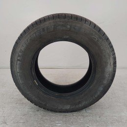 215/75R16C Gomma Michelin...