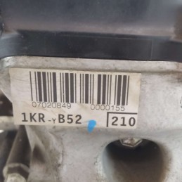 Motore Toyota Yaris 1.0 B 51 KW 1KR-FE 2014 Euro 5B CON EGR