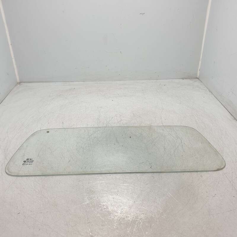 43R-001112 vetro fisso lunotto posteriore Piaggio Porter pick up 235 1.0 B 33 KW 1994 655x255 mm