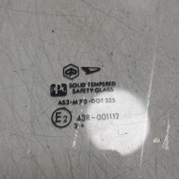 43R-001112 vetro fisso lunotto posteriore Piaggio Porter pick up 235 1.0 B 33 KW 1994 655x255 mm