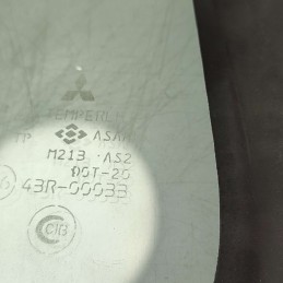 43R-00033 vetro fisso Mitsubishi Pajeo V60 DiD 3.2 D 5P 2002 posteriore destro DX
