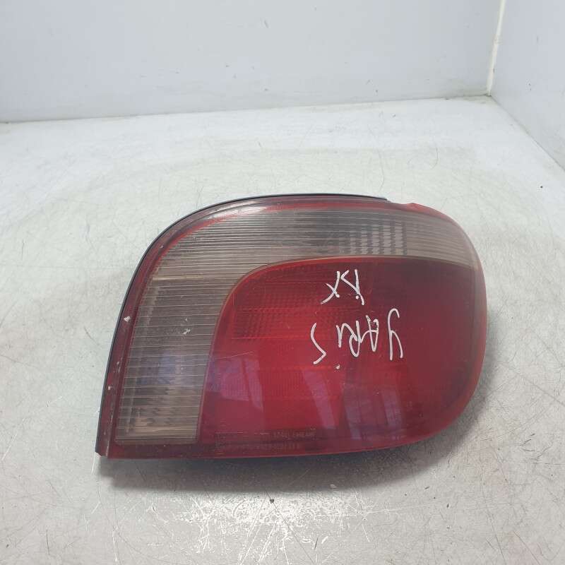 815500D010 Stop fanale faro luci posteriore dx Toyota Yaris I XP10/A 1999-05 SENZA CONNETTORE PORTA LAMPADA