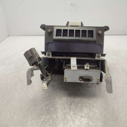 68108-EQ400 cassetto vano posacenere Nissan X-Trail 2.2 CRD 4X4 2003 posteriore centrale