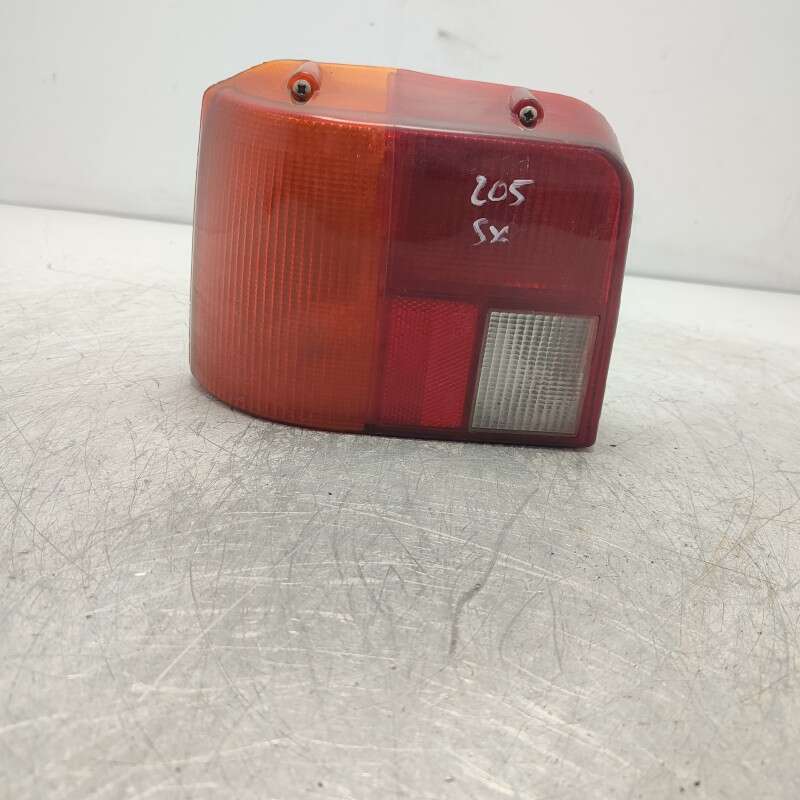1931 Stop fanale posteriore Peugeot 205 1983-90 lato sinistro SX