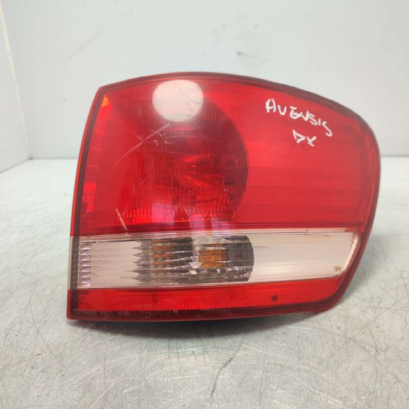 8155144090 Stop fanale posteriore Toyota Avensis Verso 2001-09 destro DX