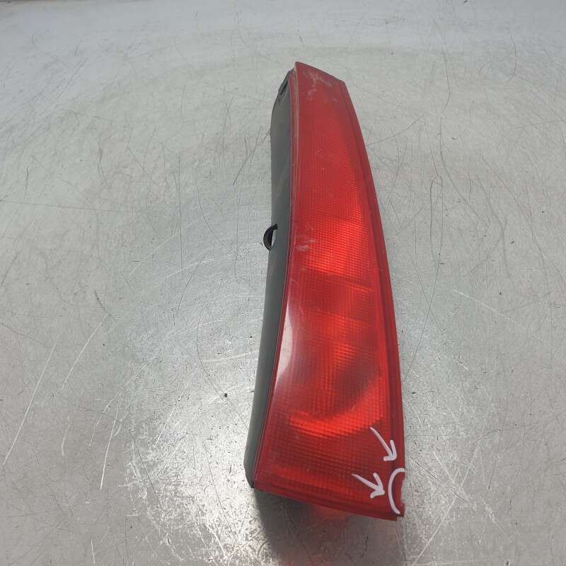 924496 Stop fanale faro luci posteriore dx Citroen C5 2005 scheggiato attenzionare foto