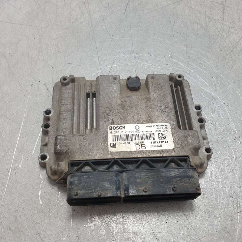 55560810 centralina ecu modulo controllo motore Opel Astra H 1.7 CDTI 2004-09 Isuzu Bosch