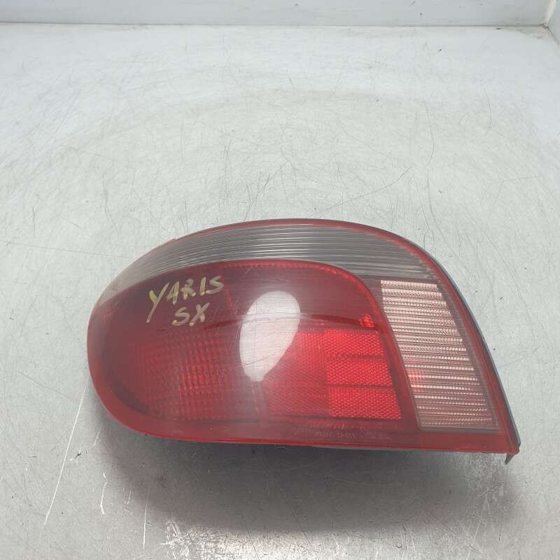 815600D010 Stop fanale faro luci posteriore sx Toyota Yaris I serie XP10/A 1999-05