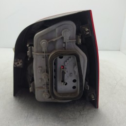 62408 Yorka faro fanale stop VW Polo 9N 2001-05 posteriore sinistra SX un gancio supporto danneggiato
