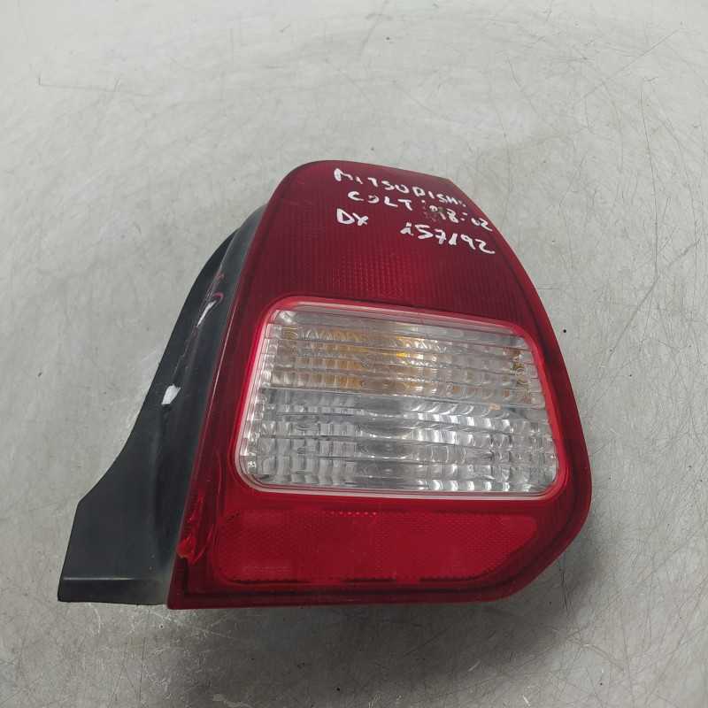 0431879 faro fanale stop Mitsubishi Colt CJ 2000-03 posteriore destro DX Stanley