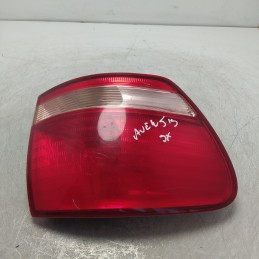 8156144090 Stop fanale posteriore SX Toyota Avenis Verso 2001