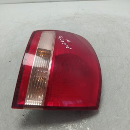 8156144090 Stop fanale posteriore SX Toyota Avenis Verso 2001