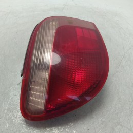 5308701L faro fanale stop Toyota Yaris MK1 1999-05 posteriore sinistro SX Koito