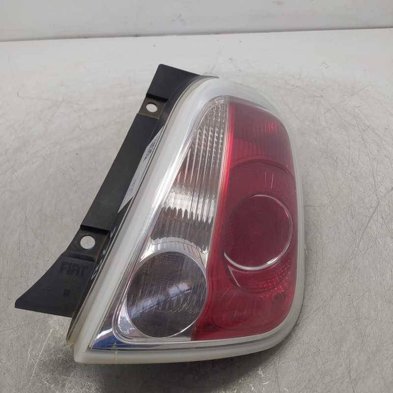 27043201 stop fanale faro luci posteriore destro Fiat 500 312 2007-14