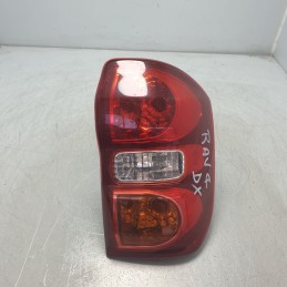 8155142040 faro fanale stop Toyota 4 Rav 2000-06 posteriore destro DX