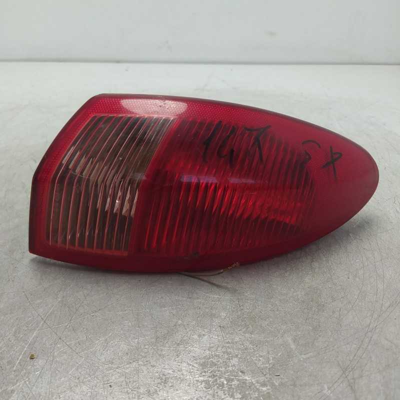 46556347 faro fanale stop Alfa Romeo 147 2004-11 posteriore destro DX esterno un pin modificato