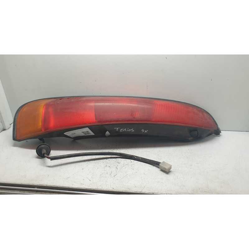 220-51567 Stop fanale faro luci posteriore sx Daihatsu Terios 1997 supporti danneggiato scheggiato