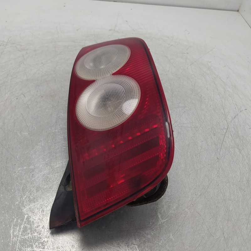 26555AX710 faro fanale stop Nissan Micra K12 2002-10 posteriore DX destro