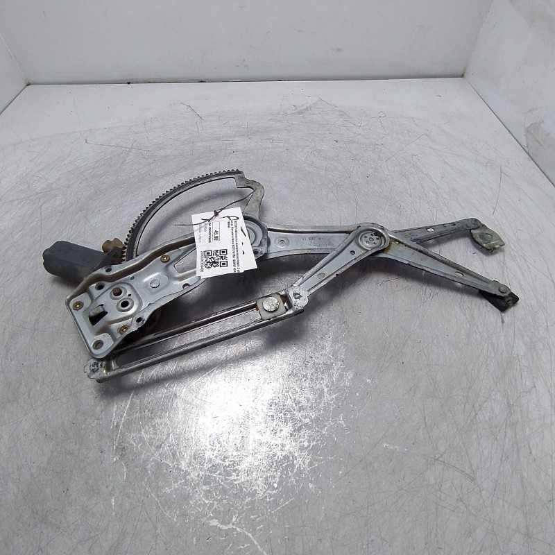 1637201146 Motorino alzavetro alzacristalli 2 pin ant sx Mercedes classe M270 W163 120KW 4X4 1998-03